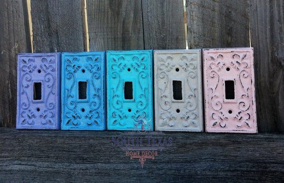 Light Switch Plate / Light Plate Cover / Light Switch Plate / Antique White or Pick Color/ Fleur de lis Pattern/ French Country Cottage